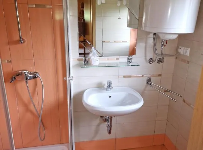 Relax Jezerca Appartement *